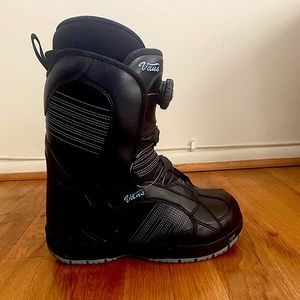 Vans Encore Snowboard Boots - W Size 8